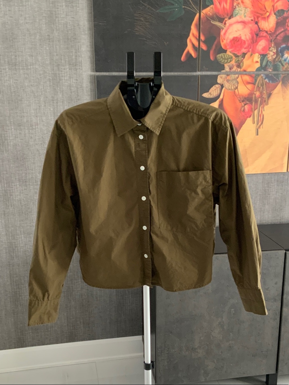 Banana Republic Olive Green Cropped Button-Up Shirt M
